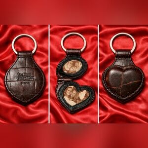 Vintage Brighton Leather Photo Keeper Keychain.